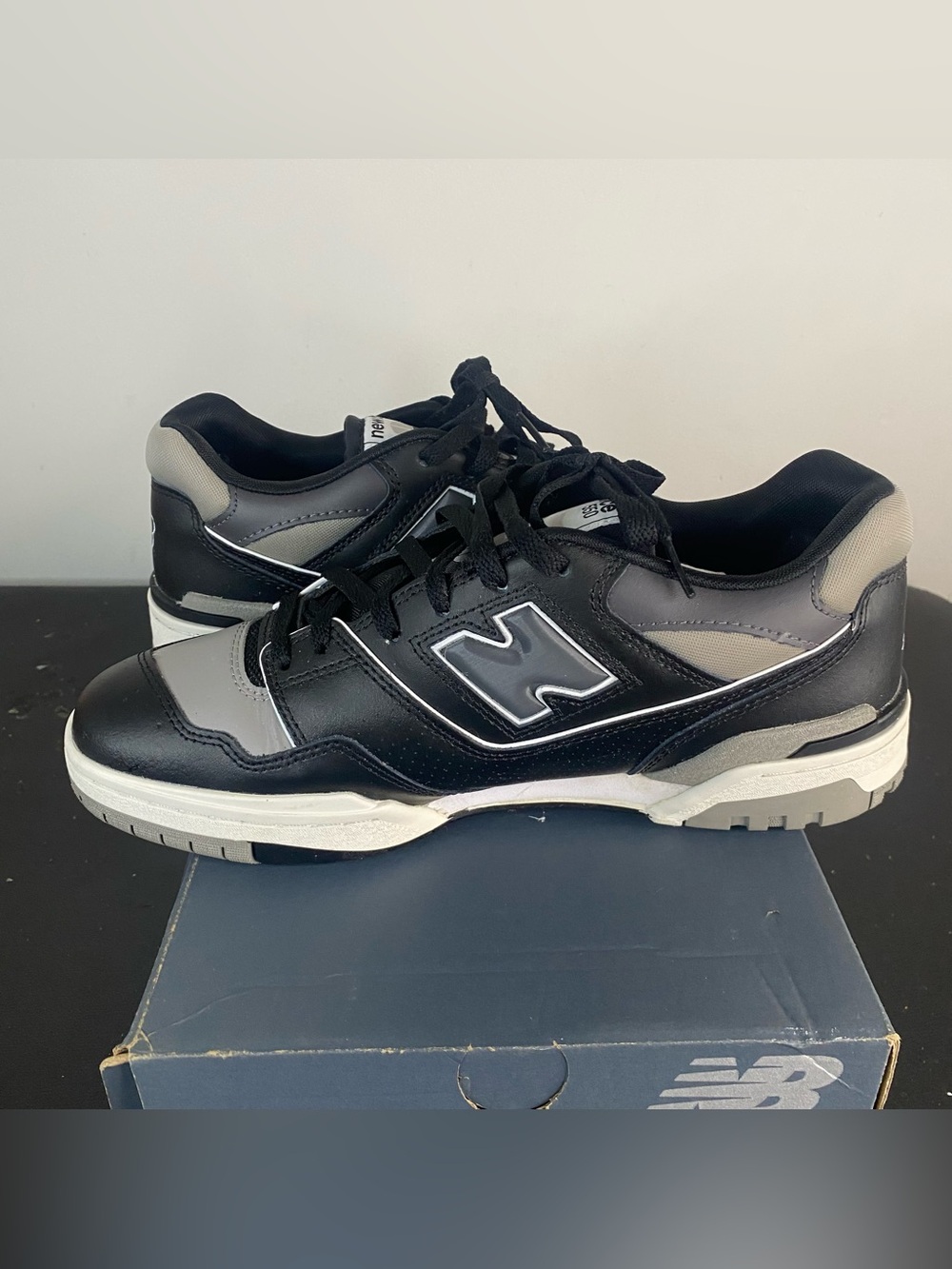 New Balance 550 Black Grey Size 10 - Picture 5 of 10